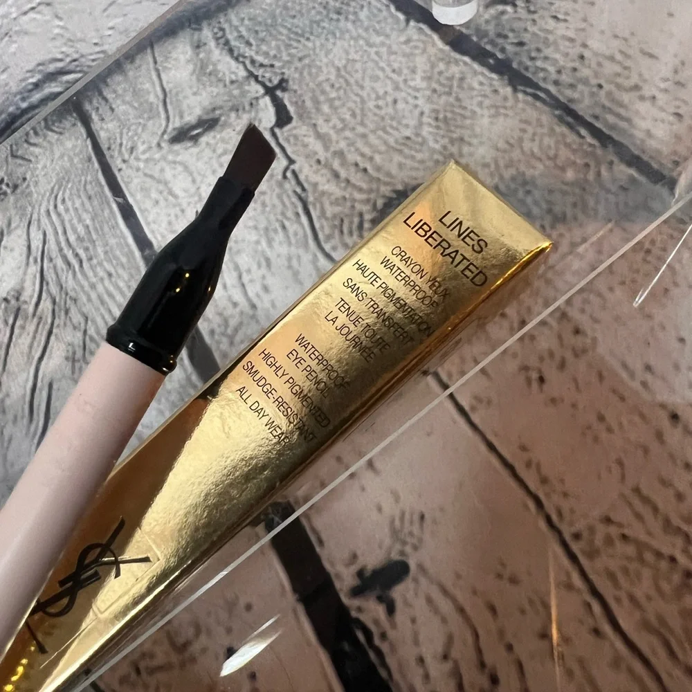 Yves Saint Laurent White Eyeliner